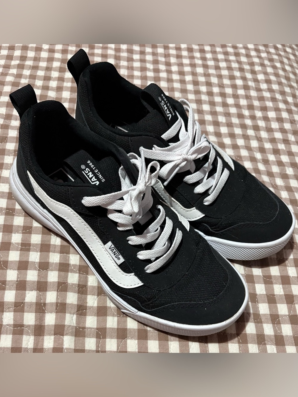 Women’s Vans Range EXP Low Top Shoes 8.5